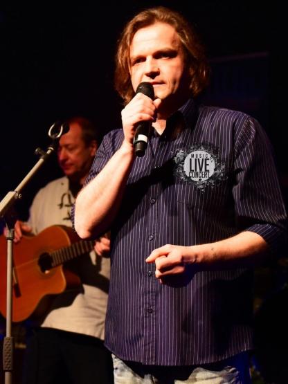 Dirk Mikro